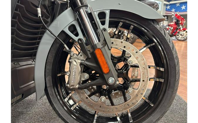 2025 Indian Motorcycle RoadmasterÂ® PowerPlus Dark HorseÂ® with PowerBand Audio Package