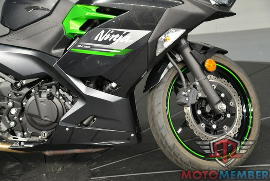 2023 Kawasaki Ninja 400 Matrix Camo Gray/Metallic Matte Carbon