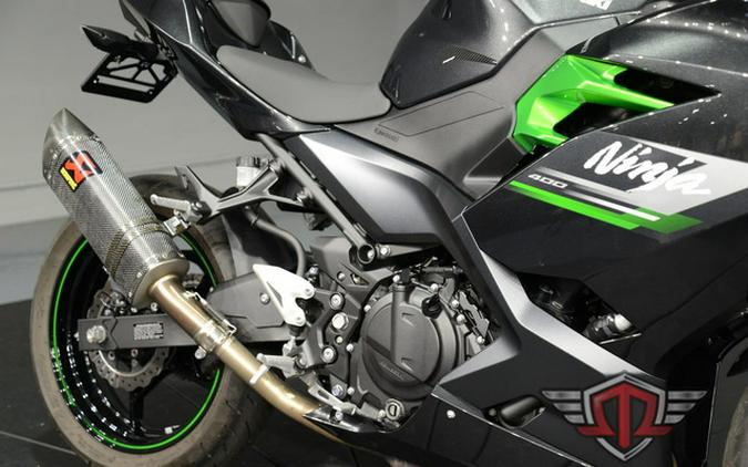 2023 Kawasaki Ninja 400 Matrix Camo Gray/Metallic Matte Carbon