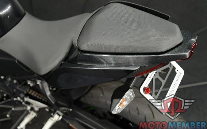 2023 Kawasaki Ninja 400 Matrix Camo Gray/Metallic Matte Carbon