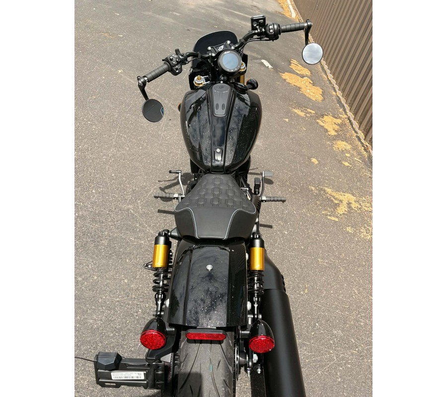2026 Indian Motorcycle 101 SCOUT, ONYX BLACK CRYSTAL W/ GRFX, 49ST - 33592