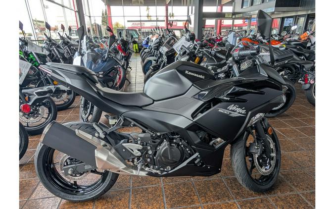2026 Ninja 500 ABS - Kawasaki
