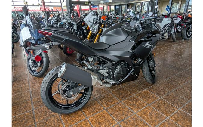 2026 Ninja 500 ABS - Kawasaki