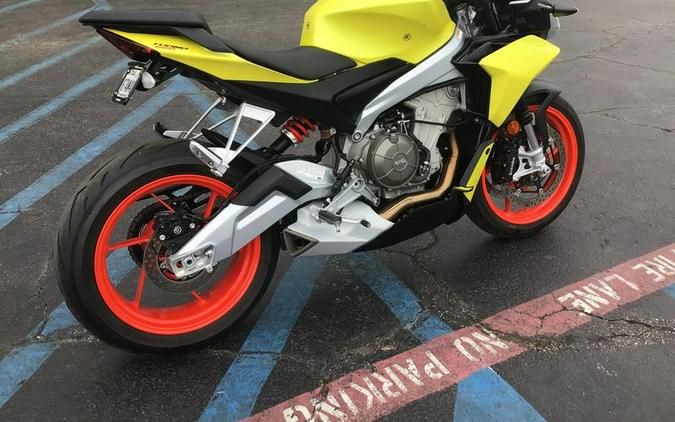 2021 Aprilia® Tuono 660 Acid Gold