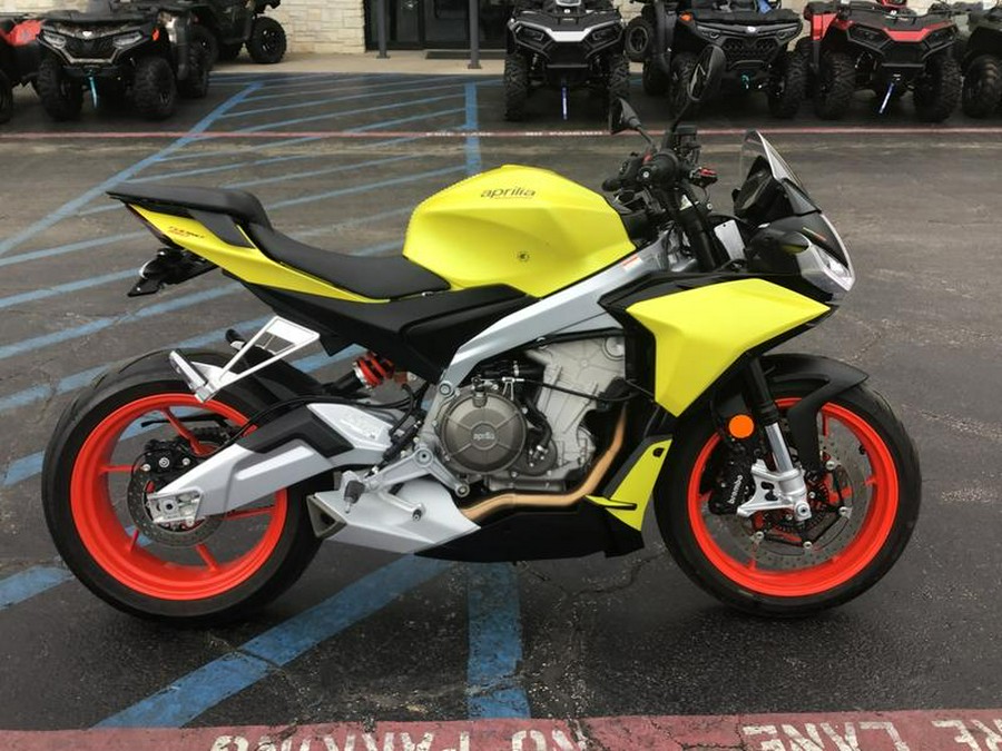 2021 Aprilia® Tuono 660 Acid Gold
