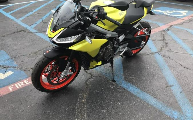 2021 Aprilia® Tuono 660 Acid Gold