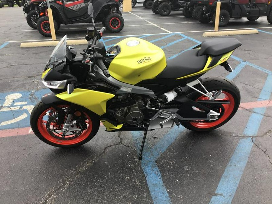 2021 Aprilia® Tuono 660 Acid Gold