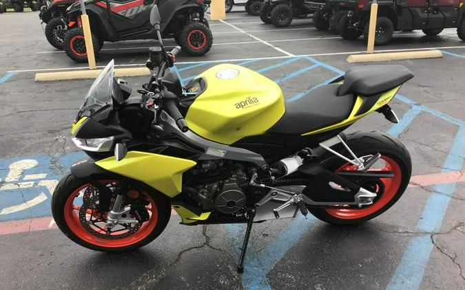 2021 Aprilia® Tuono 660 Acid Gold
