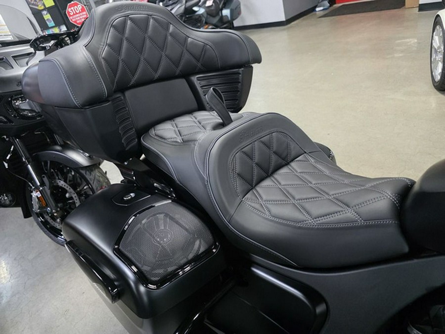 2026 Indian Pursuit Dark Horse 112 W/ Powerband Audio Black Smoke