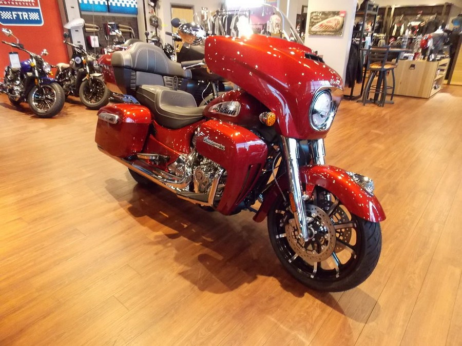 2023 Indian Motorcycle® Roadmaster® Limited Stryker Red Metallic