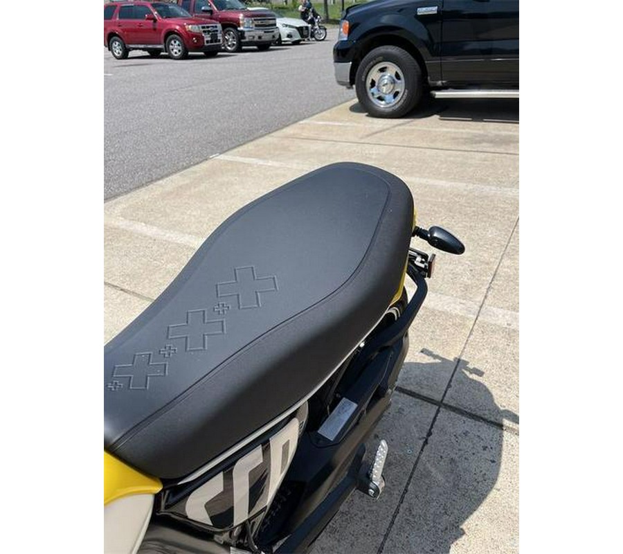 2023 Ducati Scrambler Icon 62 Yellow