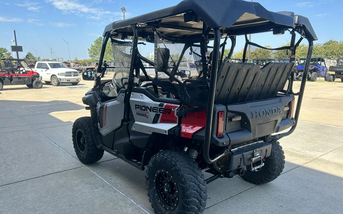 2022 Honda Pioneer 1000-5 Trail