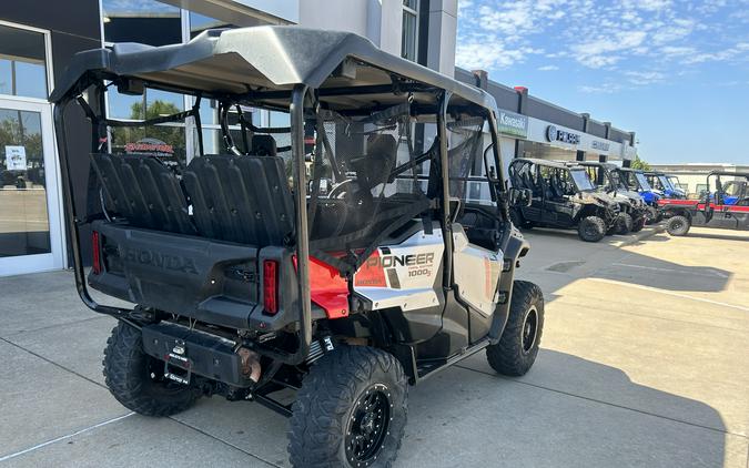 2022 Honda Pioneer 1000-5 Trail