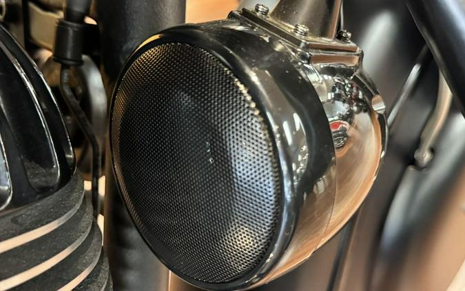 2021 Indian Motorcycle® Vintage Dark Horse® Thunder Black Smoke