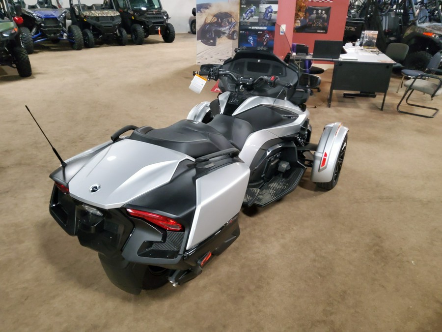 2023 Can-Am™ Spyder RT Base