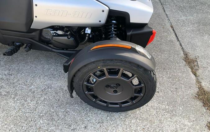 2025 Can-Am CANYON XT