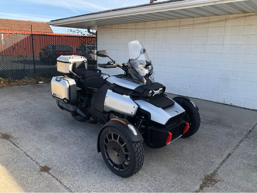 2025 Can-Am CANYON XT