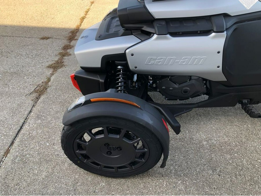 2025 Can-Am CANYON XT