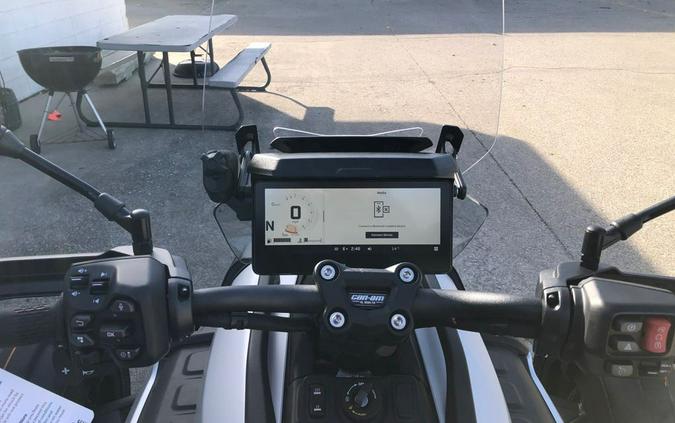 2025 Can-Am CANYON XT