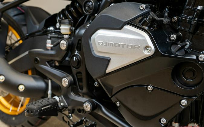 2023 Benelli SRT750X