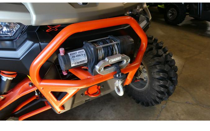 2023 DEFENDER XMR W/HALF DOORS - Can-Am