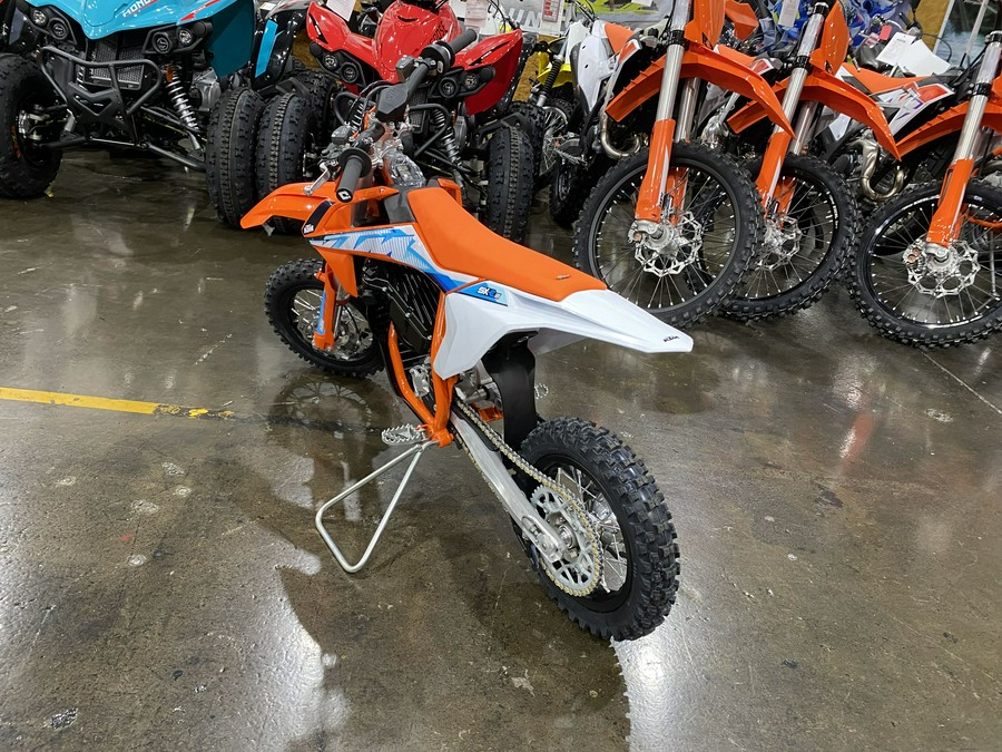 2024 KTM SX-E 3