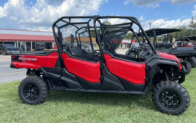 2023 Honda® Pioneer 1000-6 Deluxe Crew