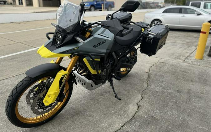 2024 Suzuki V-Strom 800DE Adventure