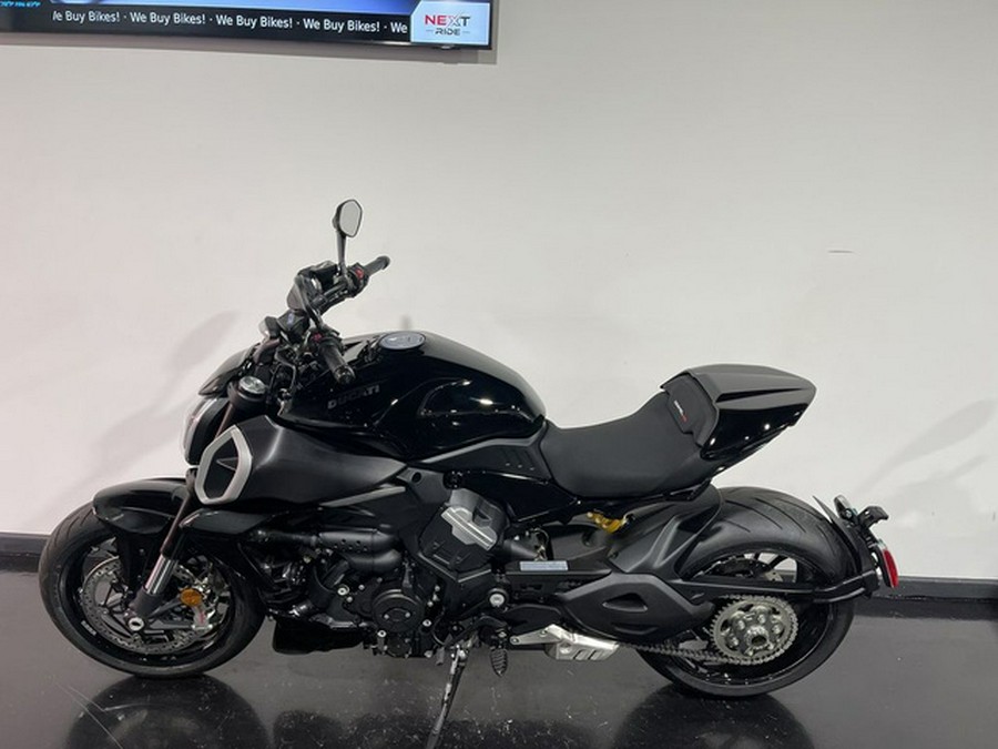 2024 Ducati Diavel V4 Black