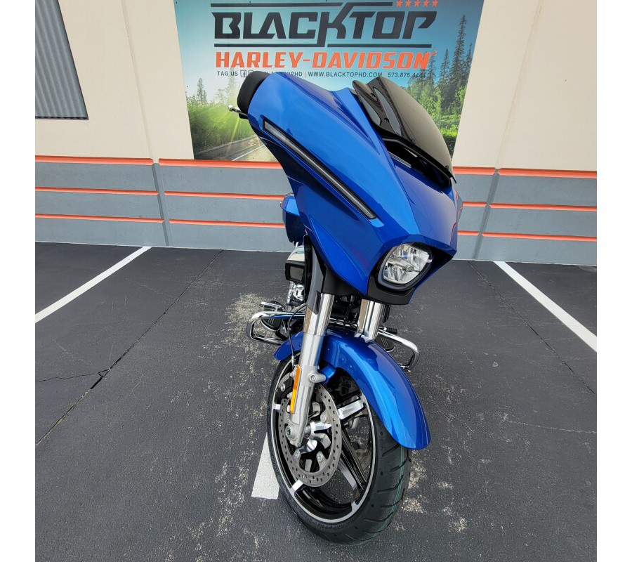 2024 Harley-Davidson Street Glide® BLUE BURST