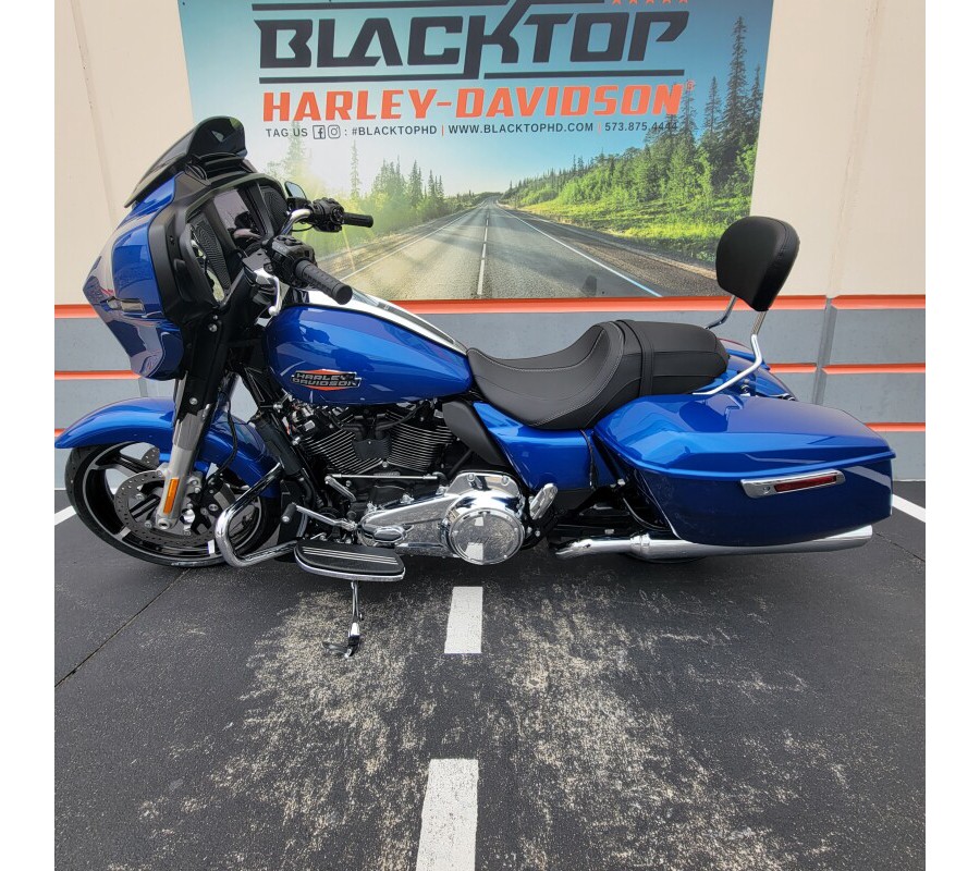 2024 Harley-Davidson Street Glide® BLUE BURST