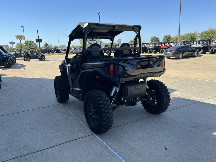 2023 Polaris Industries GENERAL XP 1000 Premium Black Crystal