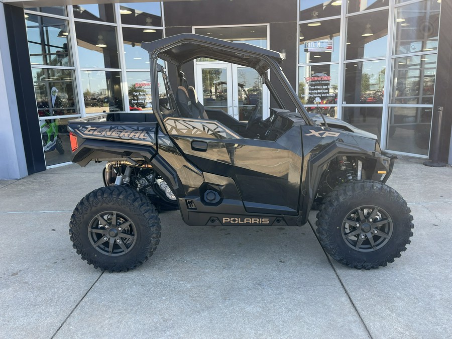 2023 Polaris Industries GENERAL XP 1000 Premium Black Crystal