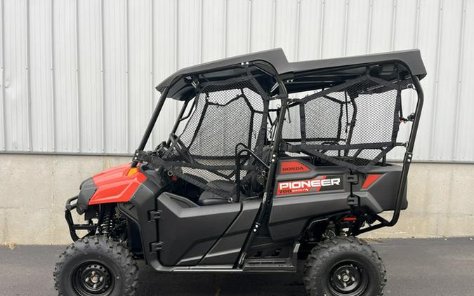 2026 Honda Pioneer 700-4 Base
