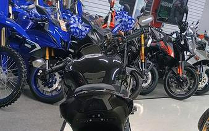 2024 Kawasaki Z900 SE ABS