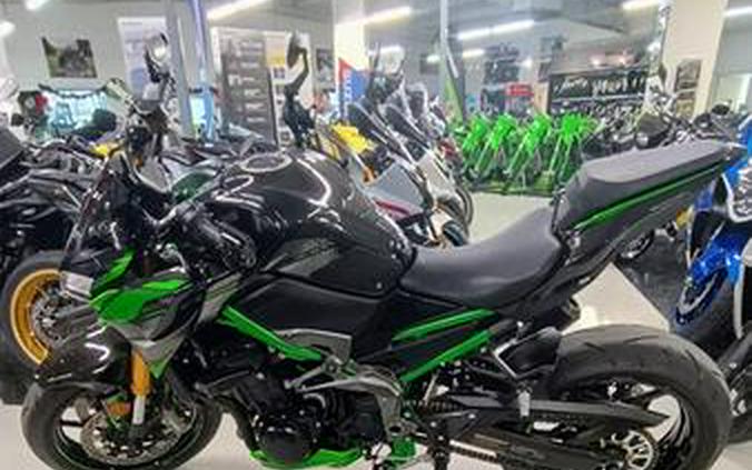 2024 Kawasaki Z900 SE ABS