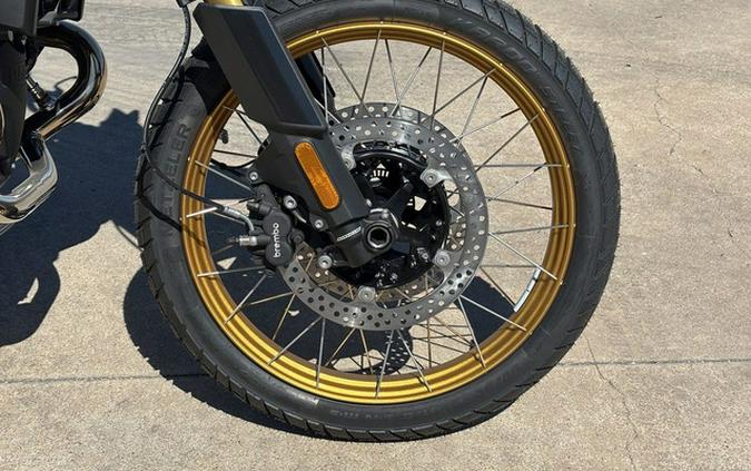 2026 BMW R 12 G/S Night Black Matte