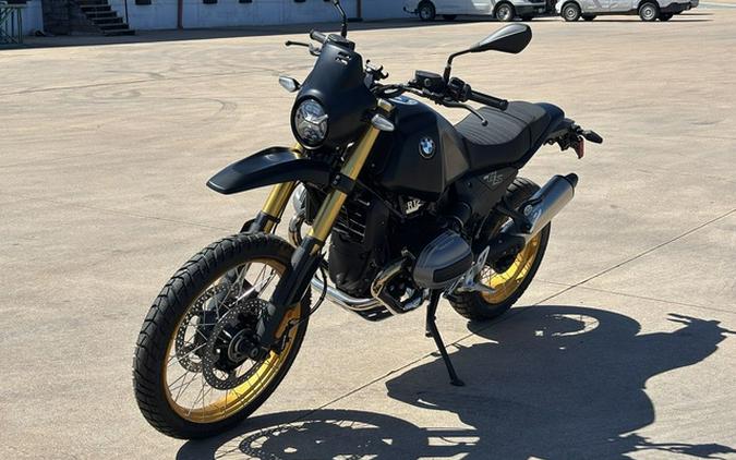 2026 BMW R 12 G/S Night Black Matte