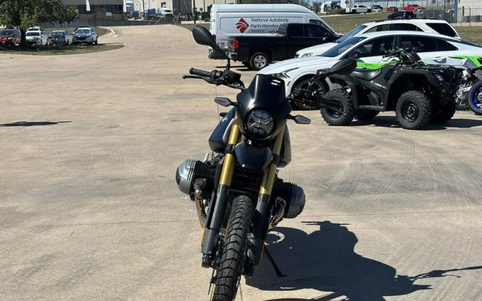 2026 BMW R 12 G/S Night Black Matte