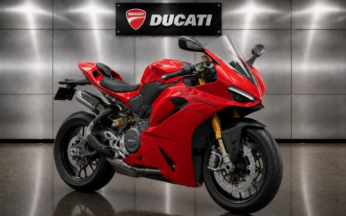 2026 DUCATI PANIGALE V2 896