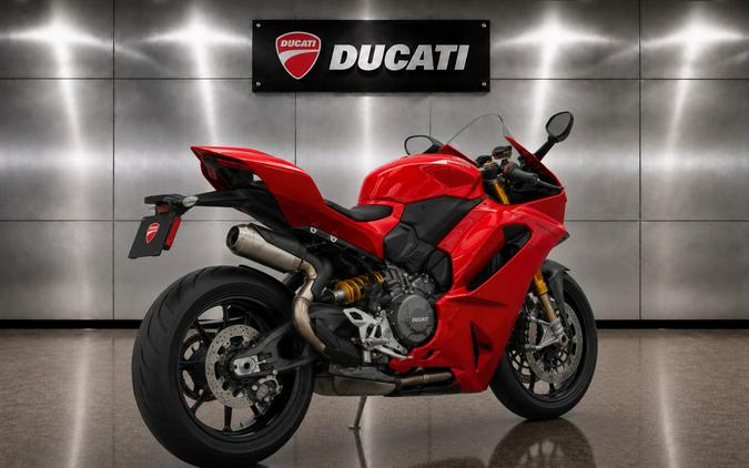 2026 DUCATI PANIGALE V2 896