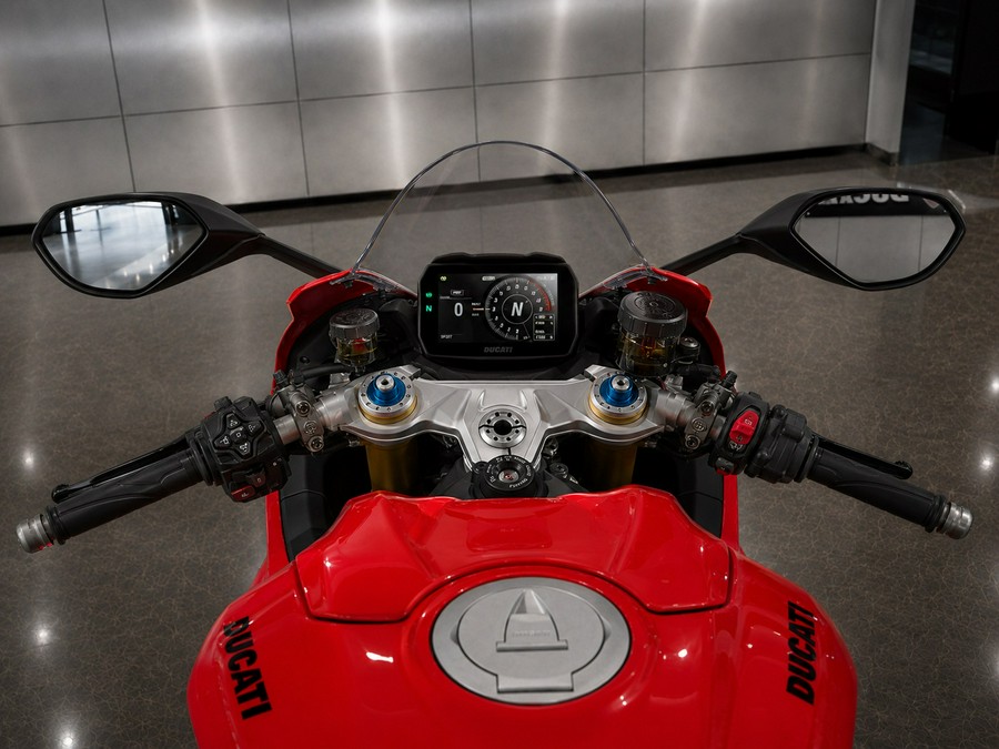 2026 DUCATI PANIGALE V2 896