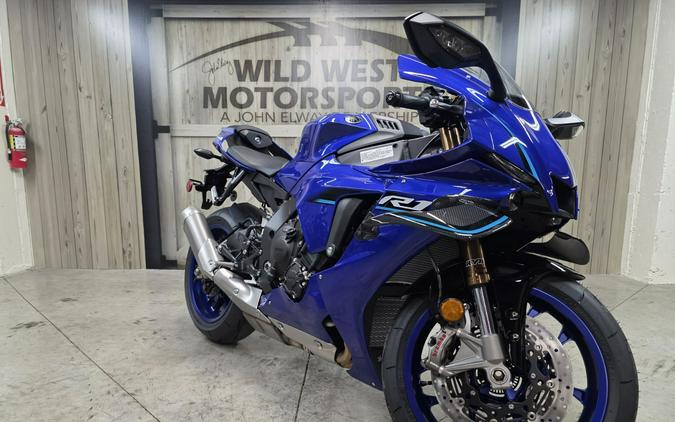 2026 Yamaha YZF-R1