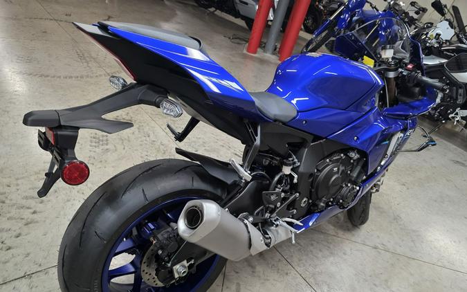 2026 Yamaha YZF-R1