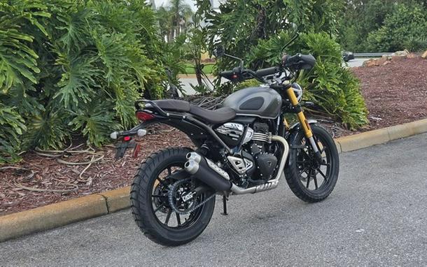 2027 TRIUMPH Scrambler 400 X Matte PewterGrey/Matte Khaki Green