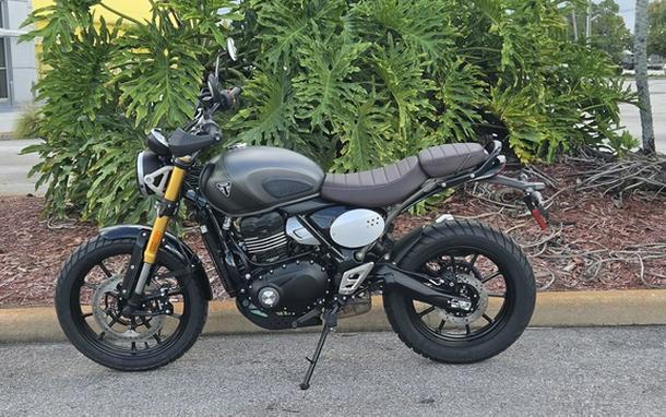 2027 TRIUMPH Scrambler 400 X Matte PewterGrey/Matte Khaki Green
