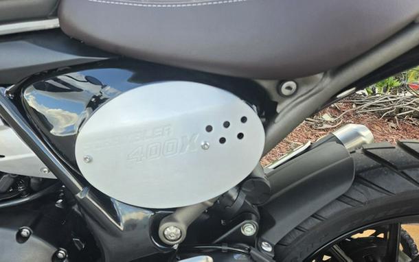 2027 TRIUMPH Scrambler 400 X Matte PewterGrey/Matte Khaki Green