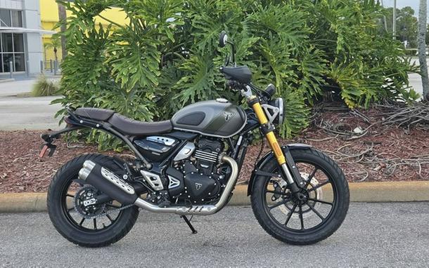 2027 TRIUMPH Scrambler 400 X Matte PewterGrey/Matte Khaki Green