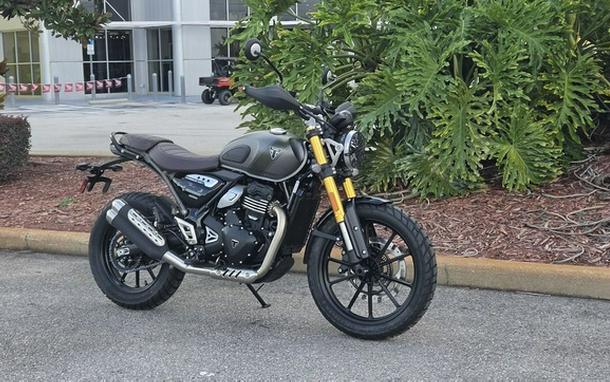 2027 TRIUMPH Scrambler 400 X Matte PewterGrey/Matte Khaki Green