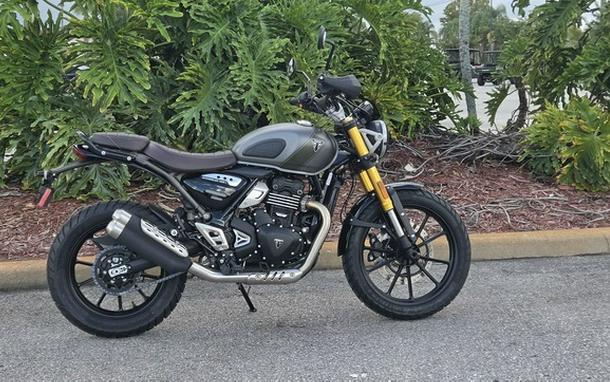 2027 TRIUMPH Scrambler 400 X Matte PewterGrey/Matte Khaki Green